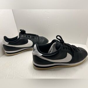 Nike Cortez 72 Classic Black/White Leather Sneakers/Shoes 819719-012 Men’sSize 9